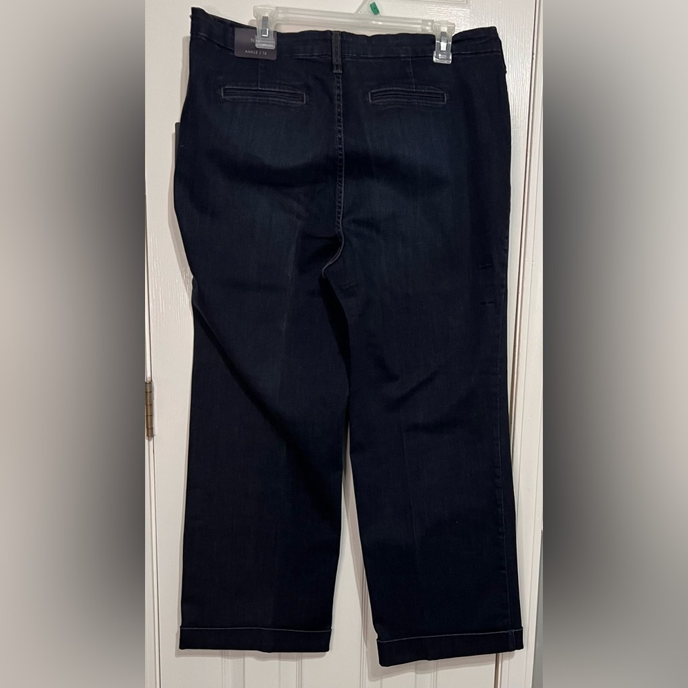 NYDJ (Not Your Daughters Jeans) NEW “MILA Relaxed Ankle” Women’s size 16 dk blue